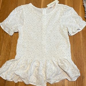 Poka dot ribbed shirt with ruffles